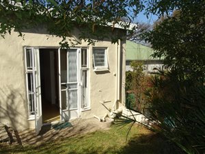 1 Bed Garden Cottage in Melville