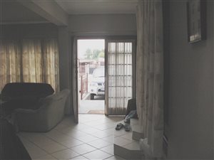 3 Bed Garden Cottage in Primrose