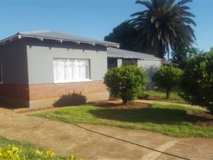 3 Bedroom House in Sallies Village