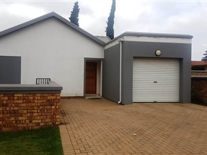 3 Bed House in Roseacre