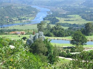 4824 m² Land available in Simola
