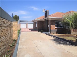 3 Bed House in Malvern East