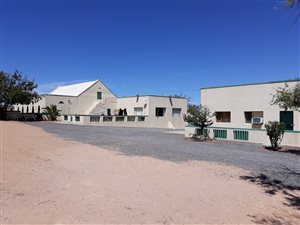 231 ha Smallholding in Springbok