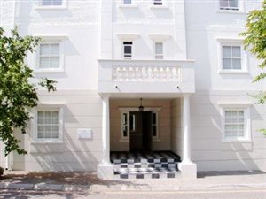 2 Bed Apartment in Illovo