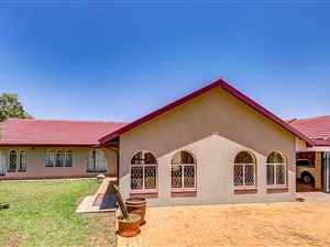 3 Bed House in Farrarmere