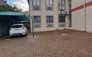 240 m² Commercial space in Meyersdal