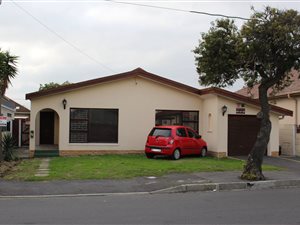 3 Bed House in Goodwood Estate