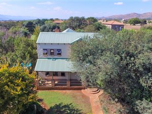 4 Bedroom House in The Coves