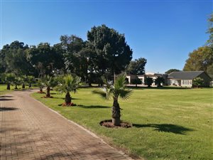 1.2 ha Farm in Oatlands