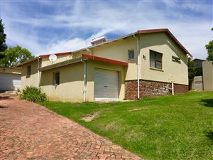 4 Bedroom House in Twee Rivieren
