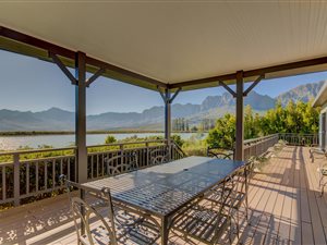 3 Bed House in Wedderwill Country Estate