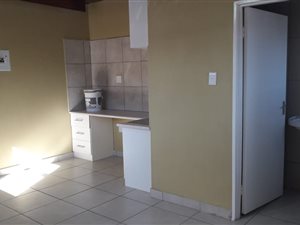 Studio Apartment in Booysens