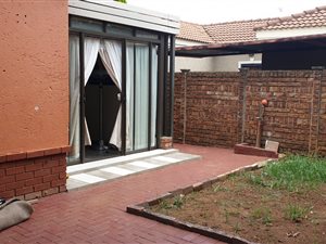 3 Bed House in Eloffsdal