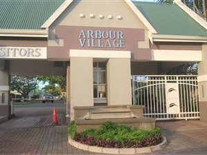 2 Bed Townhouse in Umbogintwini