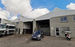990 m² Commercial space in Kuilsriver