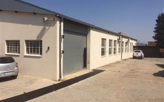 1400 m² Industrial space in Lea Glen