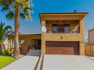 3 Bed House in Langeberg Heights