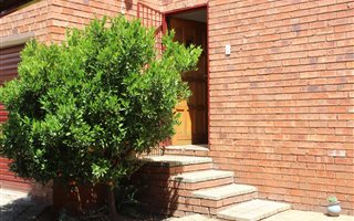 3 Bedroom Townhouse in Maraisburg