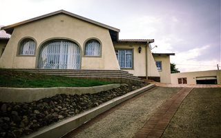 3 Bedroom House in Parlock