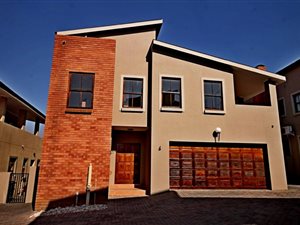 3 Bed Townhouse in Alberante