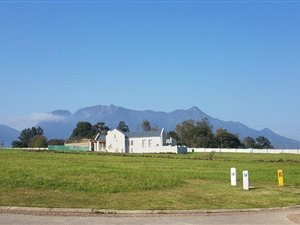 670 m² Land available in Blanco