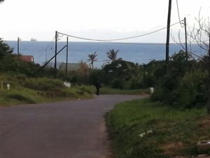 961 m² Land available in Desainagar