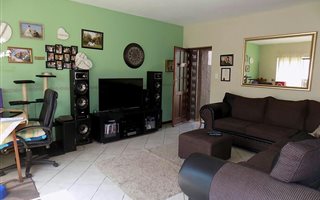 3 Bedroom Townhouse in Country View Estate