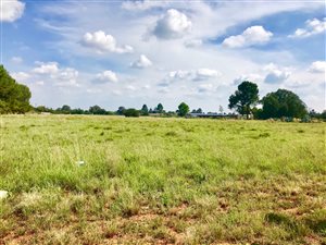 1 ha Land available in Stefanopark