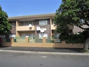 2 Bed Apartment in Goodwood Estate