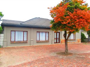 4 Bed House in George Central