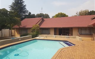 3 Bedroom House in Vorna Valley