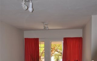 2 Bedroom Apartment in Noordhang