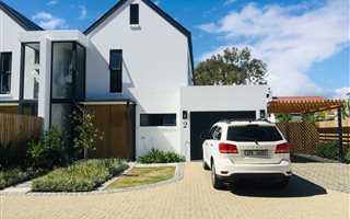 3 Bedroom Duplex in Paardevlei