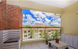 2 Bedroom Townhouse in Sunninghill