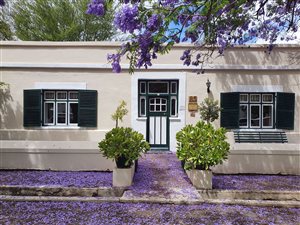 3 Bed House in Graaff Reinet