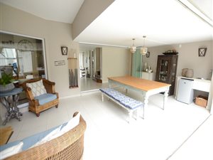 4 Bed House in Woodmead