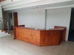 310 m² Commercial space in Hatfield
