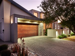4 Bed House in Waterfall Country Village