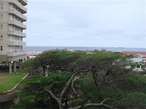 3 Bed Apartment in Umhlanga Rocks