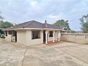 4 Bed House in Shulton Park