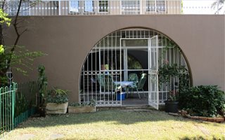 3 Bedroom Apartment in Lynnwood Ridge