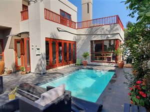 4 Bed Cluster in Oriel