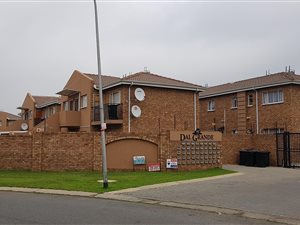 3 Bed Townhouse in Dalpark