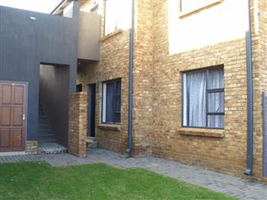 2 Bed Townhouse in Albertsdal