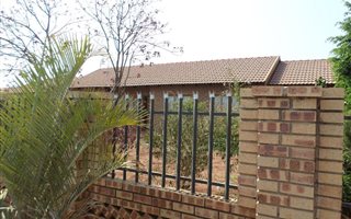 3 Bedroom House in Akasia
