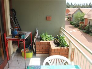 2 Bed Apartment in Bronberg