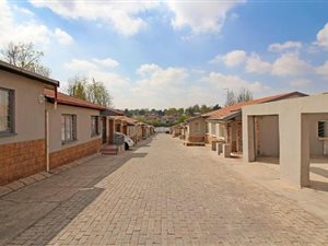 2 Bed Simplex in West Turffontein