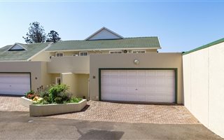 3 Bedroom Duplex in Somerset Park