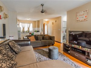 2 Bed Townhouse in Lakefield