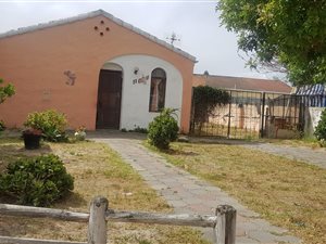 3 Bed House in Blue Downs